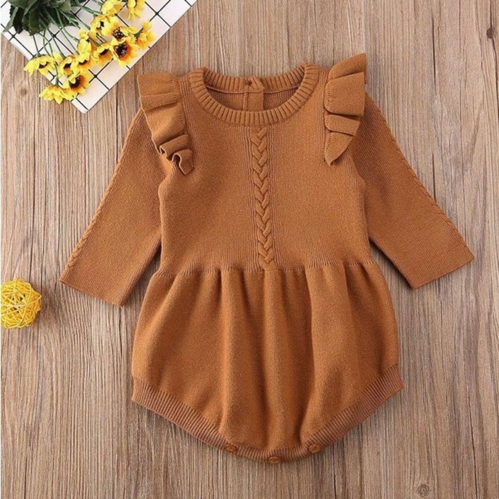 0-6M Baby Girl Long sleeve Knit Sweater Romper with Ruffle Sleeve Detail